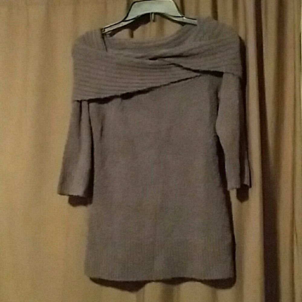 Gray sweater